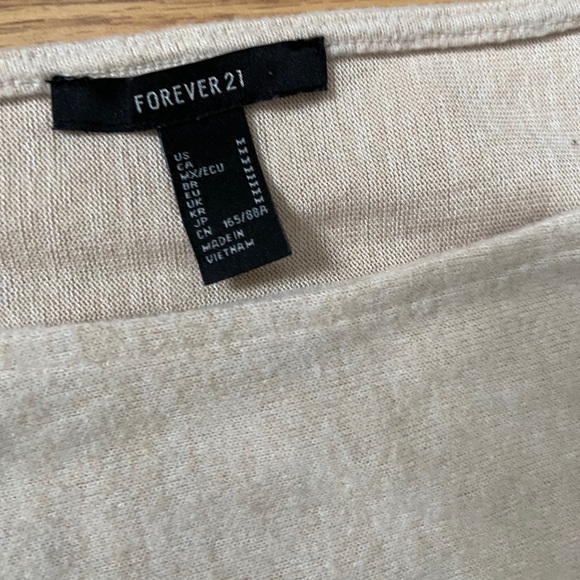 Forever 21 long sleeve - Picture 2 of 3